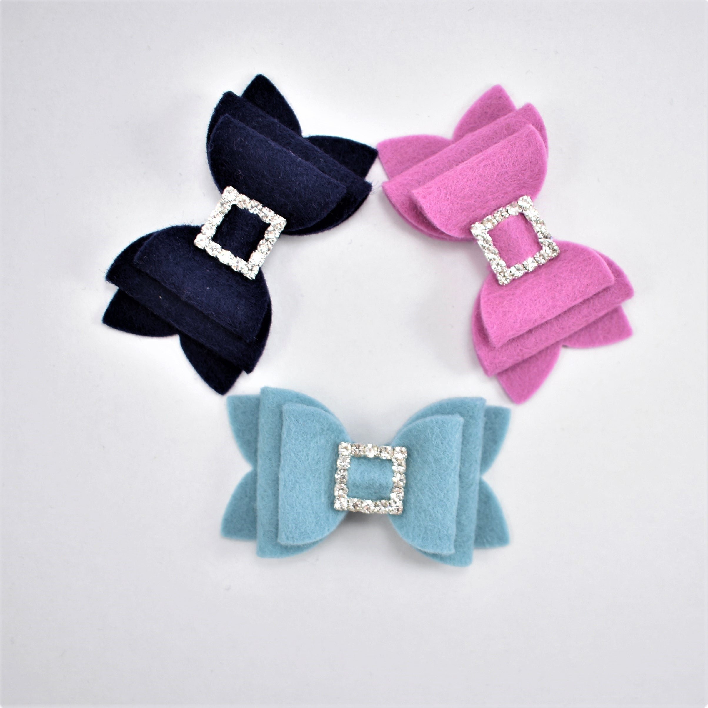 Annabelle Bow Hair Clip - Navy felt bow